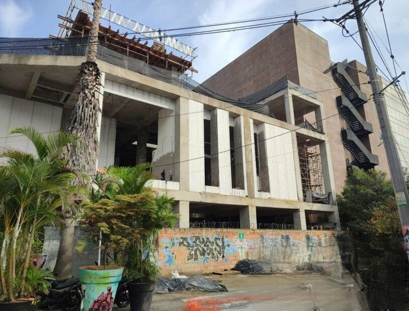 Avance de construcción. Estudio de vulnerabilidad sísmica e intervención estructural de Bodega Comfama Independientes